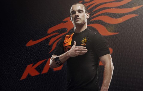 ayx爱游戏电竞-卧底警察与黑势力斗争